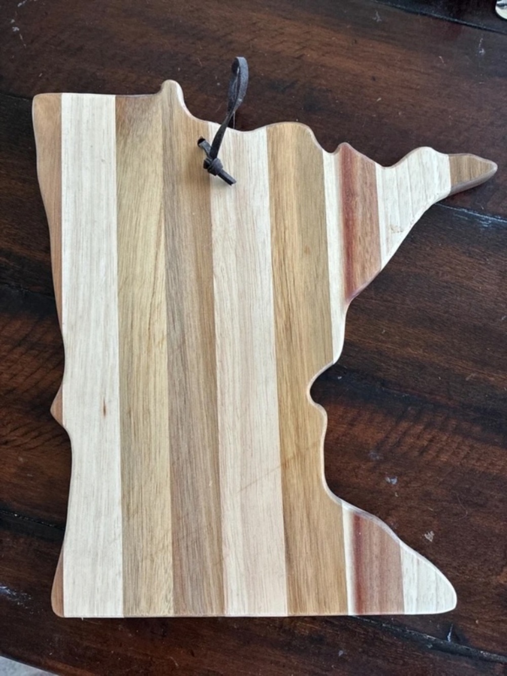 Rock and Branch shiplap series, Minnesota bamboo cutting board